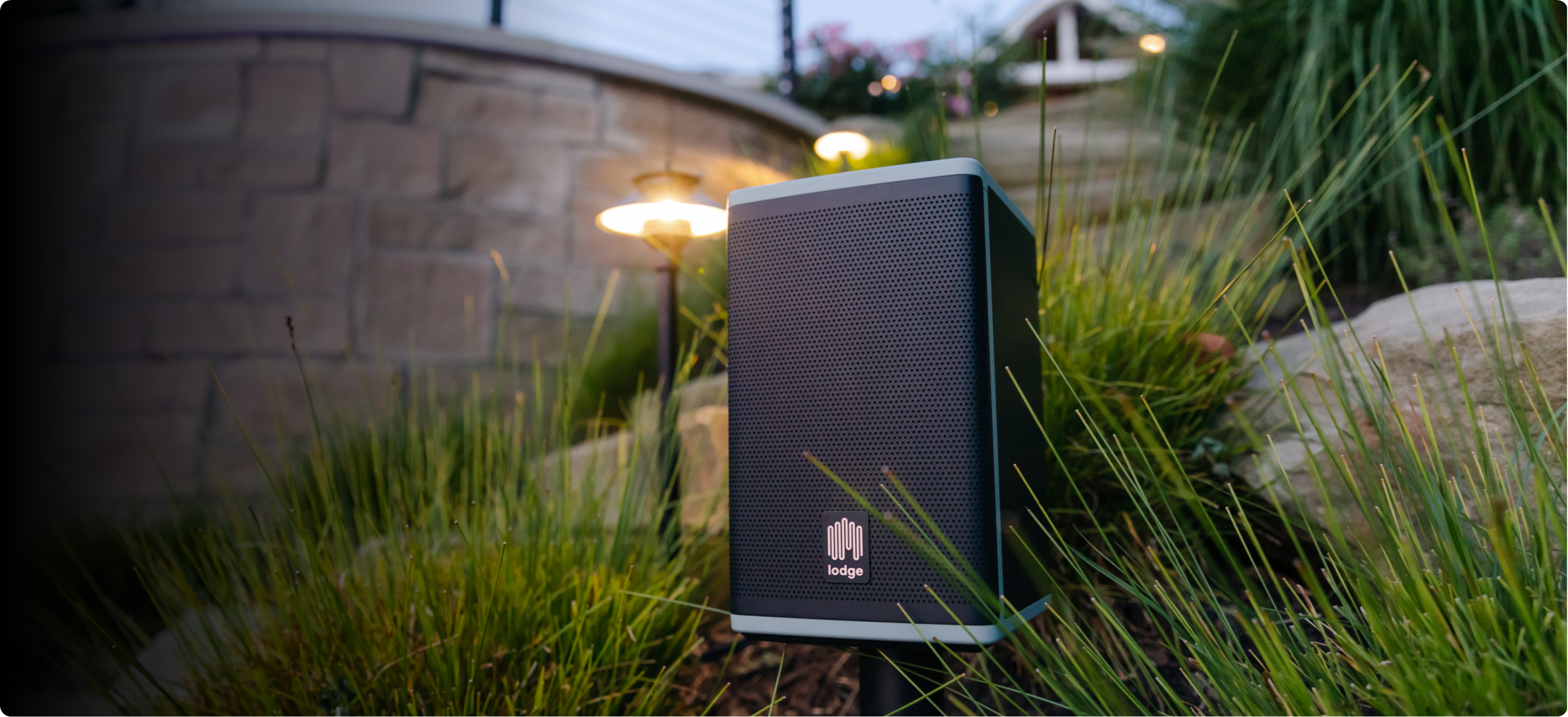 Forbes Reviews the Game-Changing lodge Solar Speaker 4 Series 2